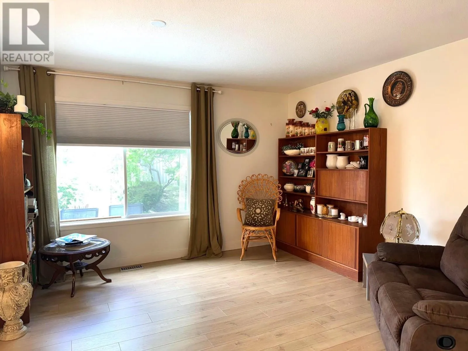 2250 Louie Drive Unit# 17