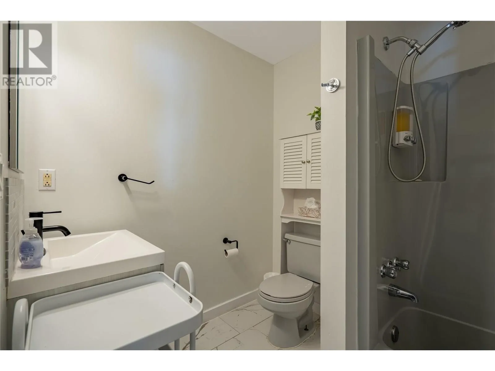 7375 Porcupine Road Unit# B6 Lot# 13