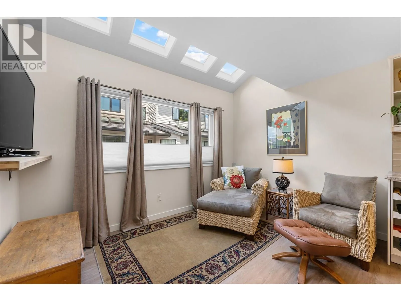 420 West Avenue