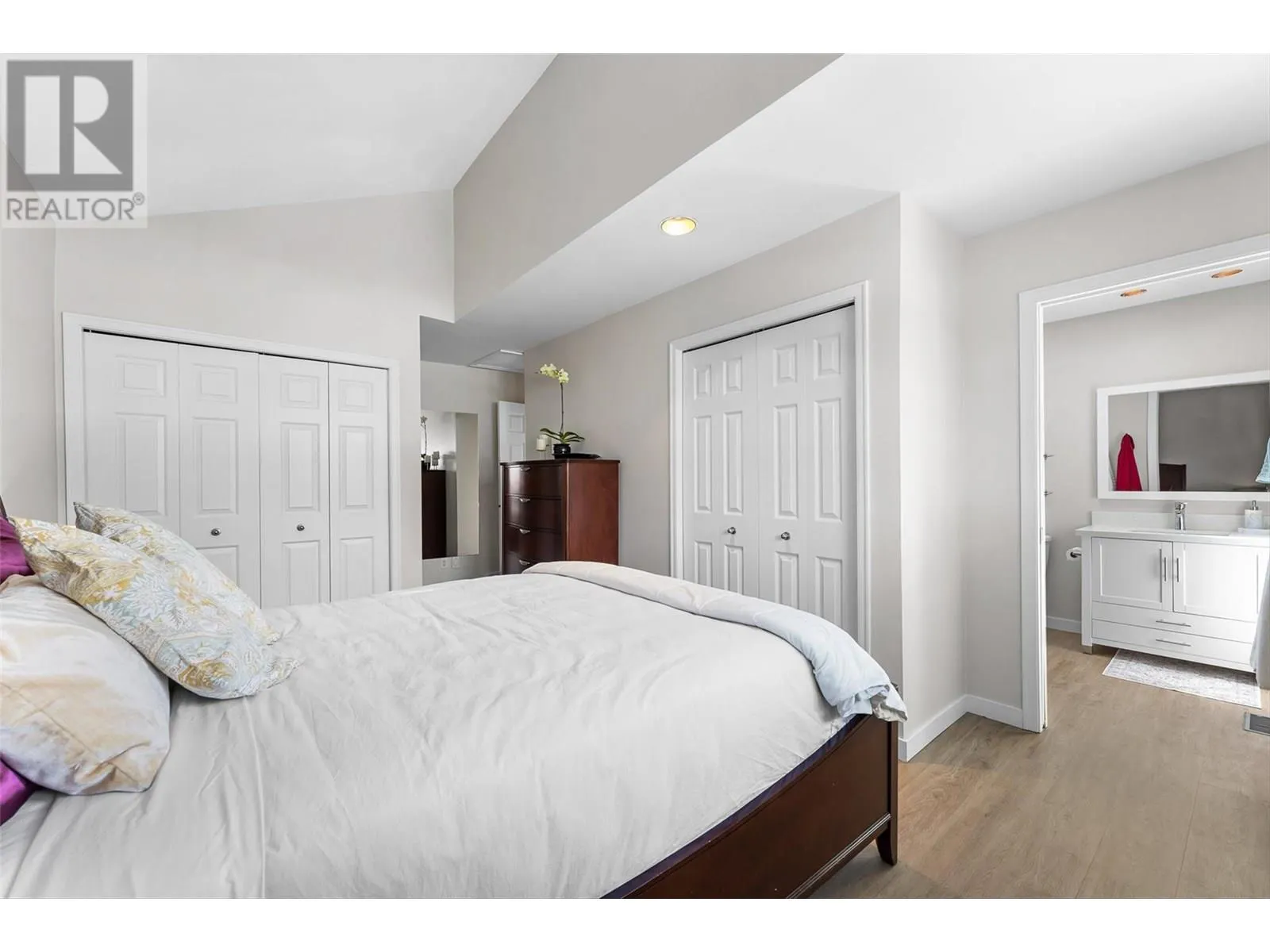 420 West Avenue