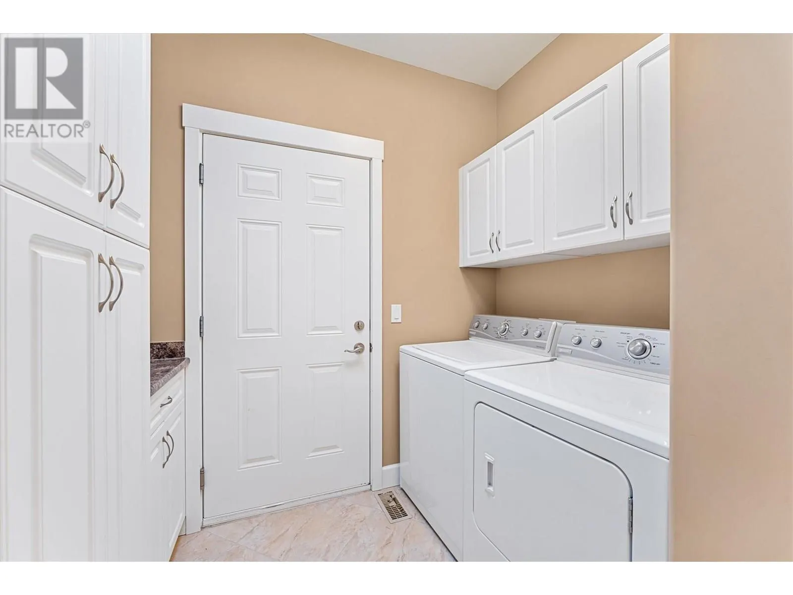 4035 Gellatly Road Unit# 286