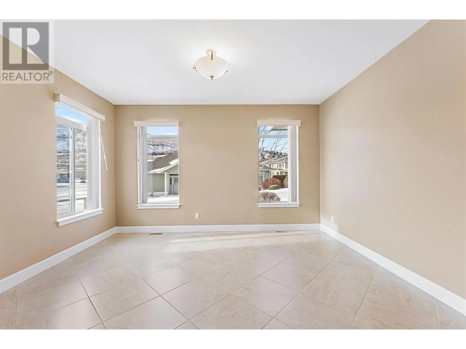 4035 Gellatly Road Unit# 286