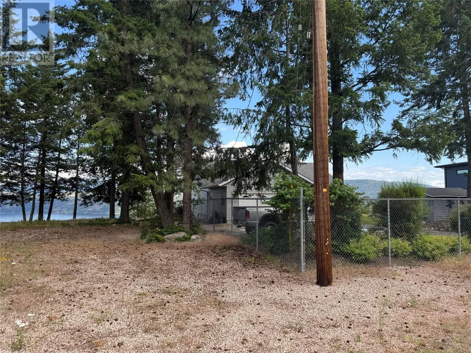 90 Crown Crescent