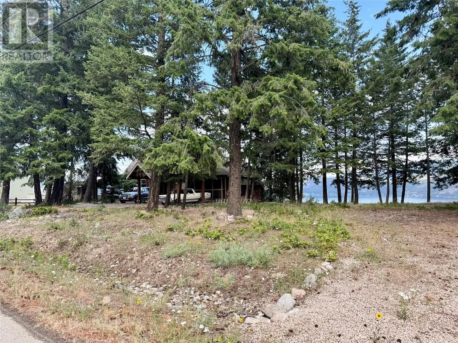 90 Crown Crescent