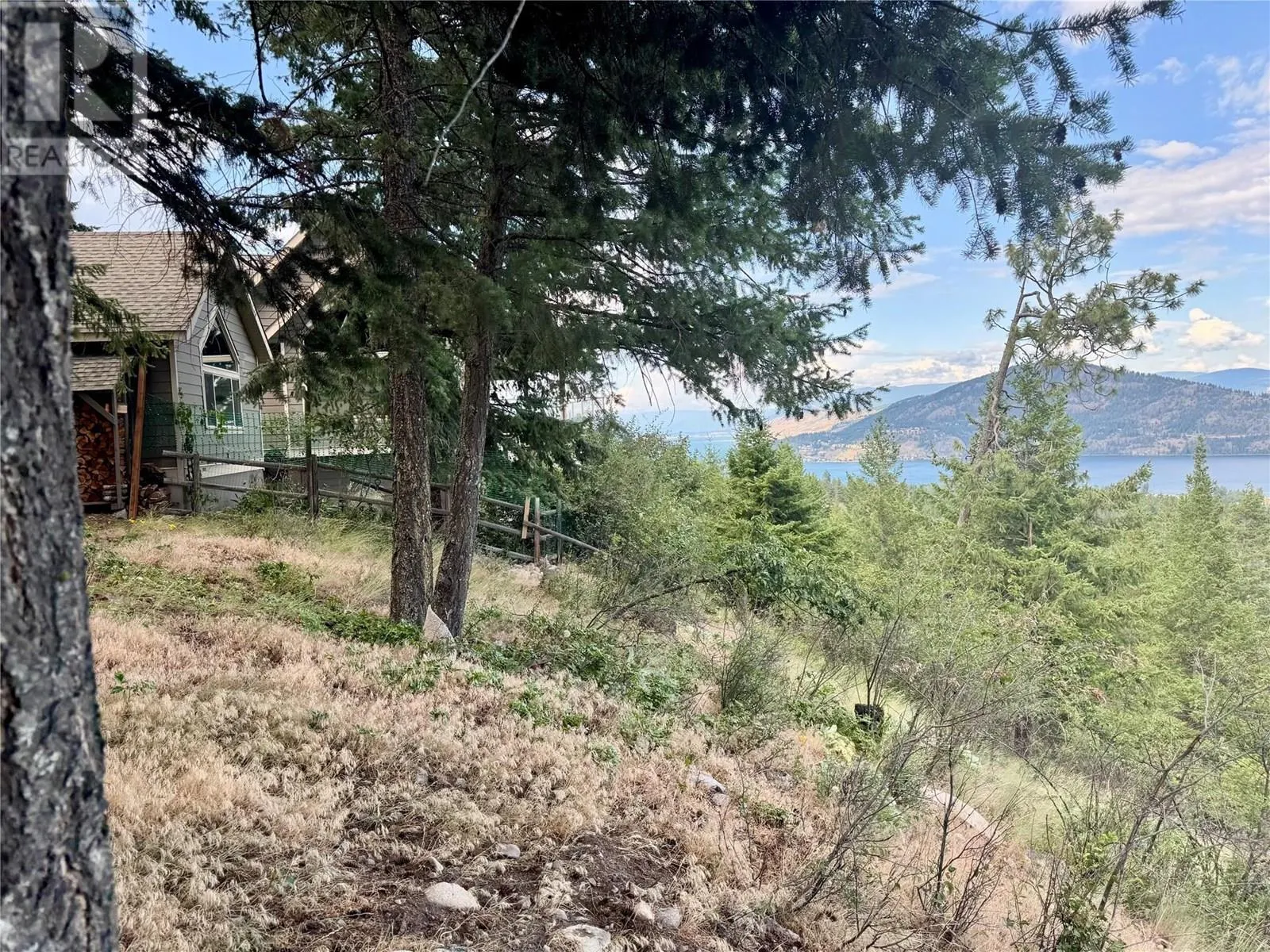 90 Crown Crescent