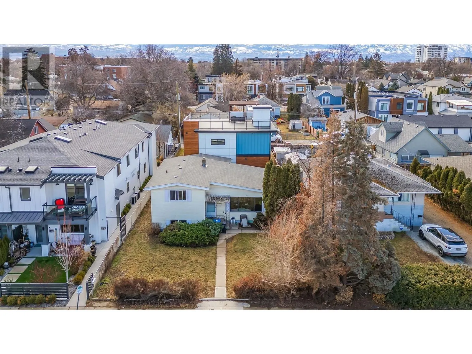 841 & 843 Martin Avenue