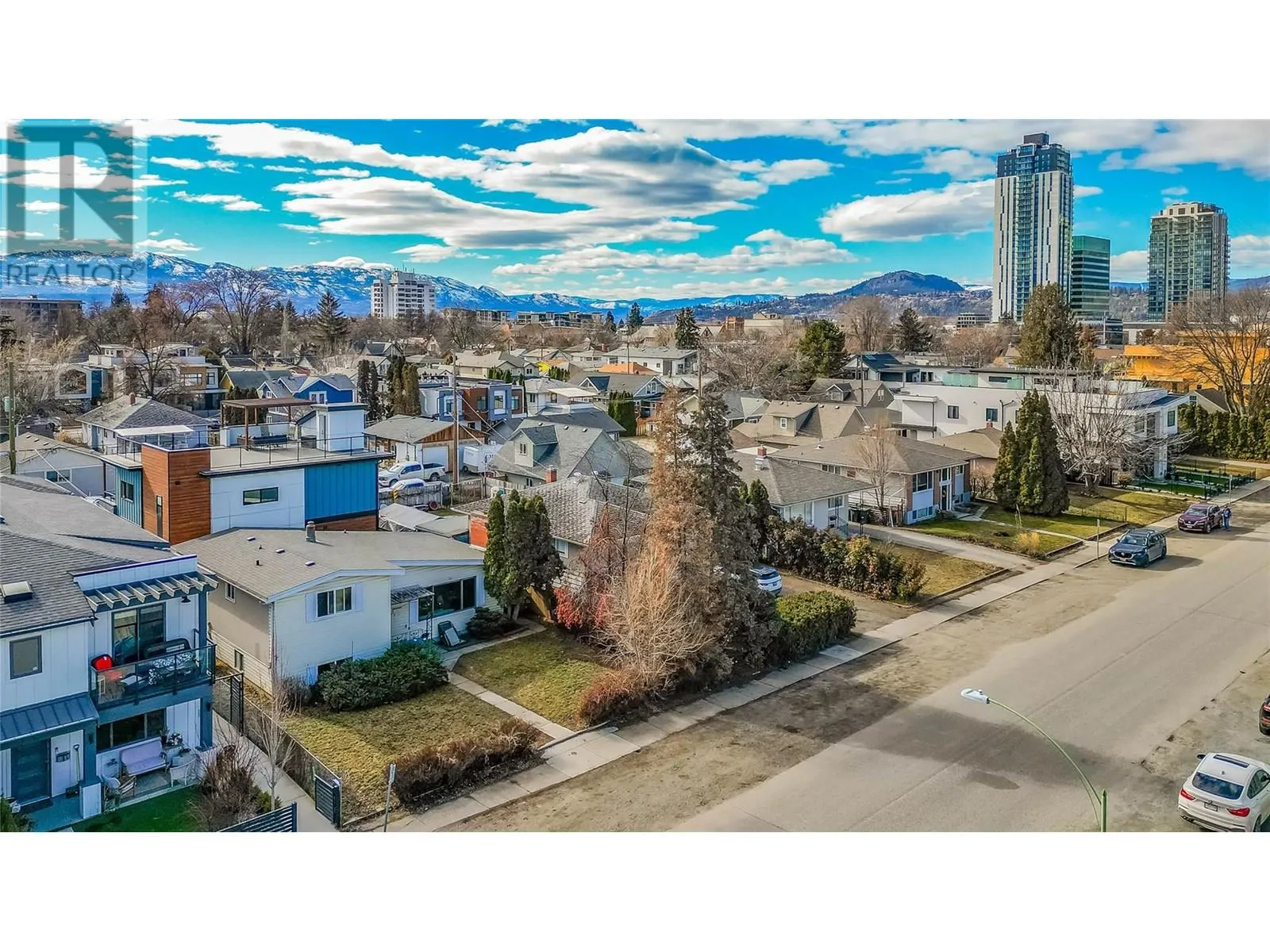 841 & 843 Martin Avenue
