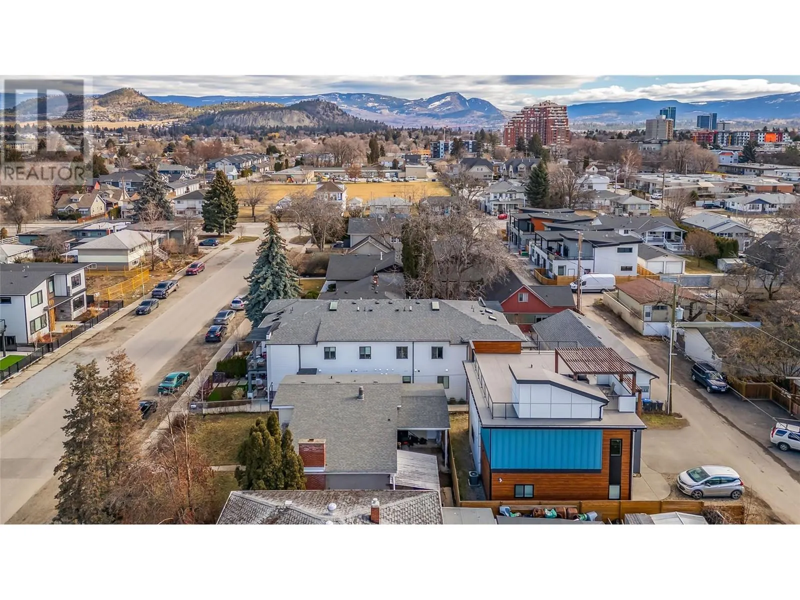841 & 843 Martin Avenue