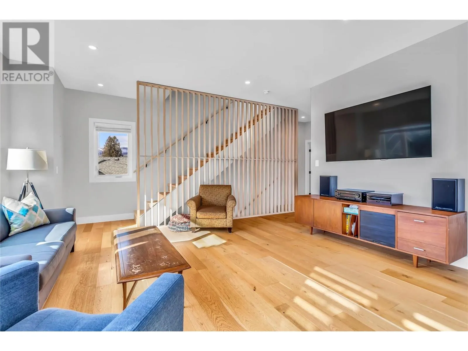 841 & 843 Martin Avenue