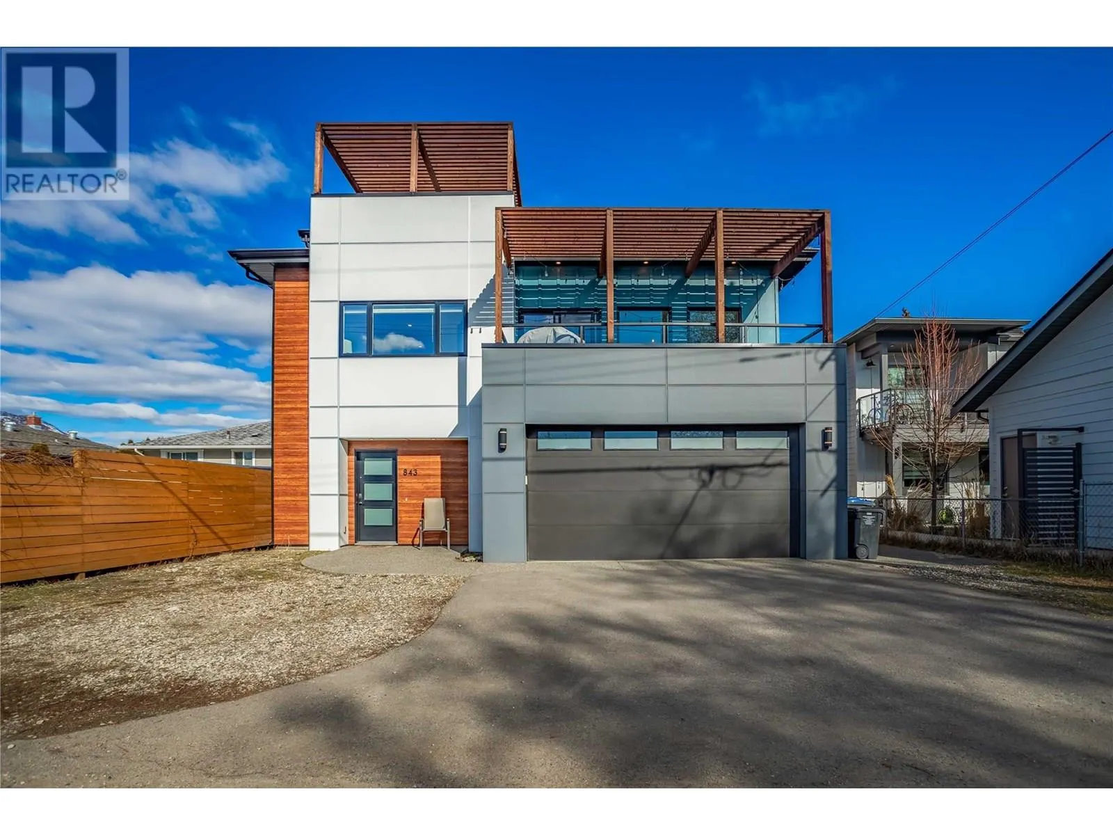 841 & 843 Martin Avenue