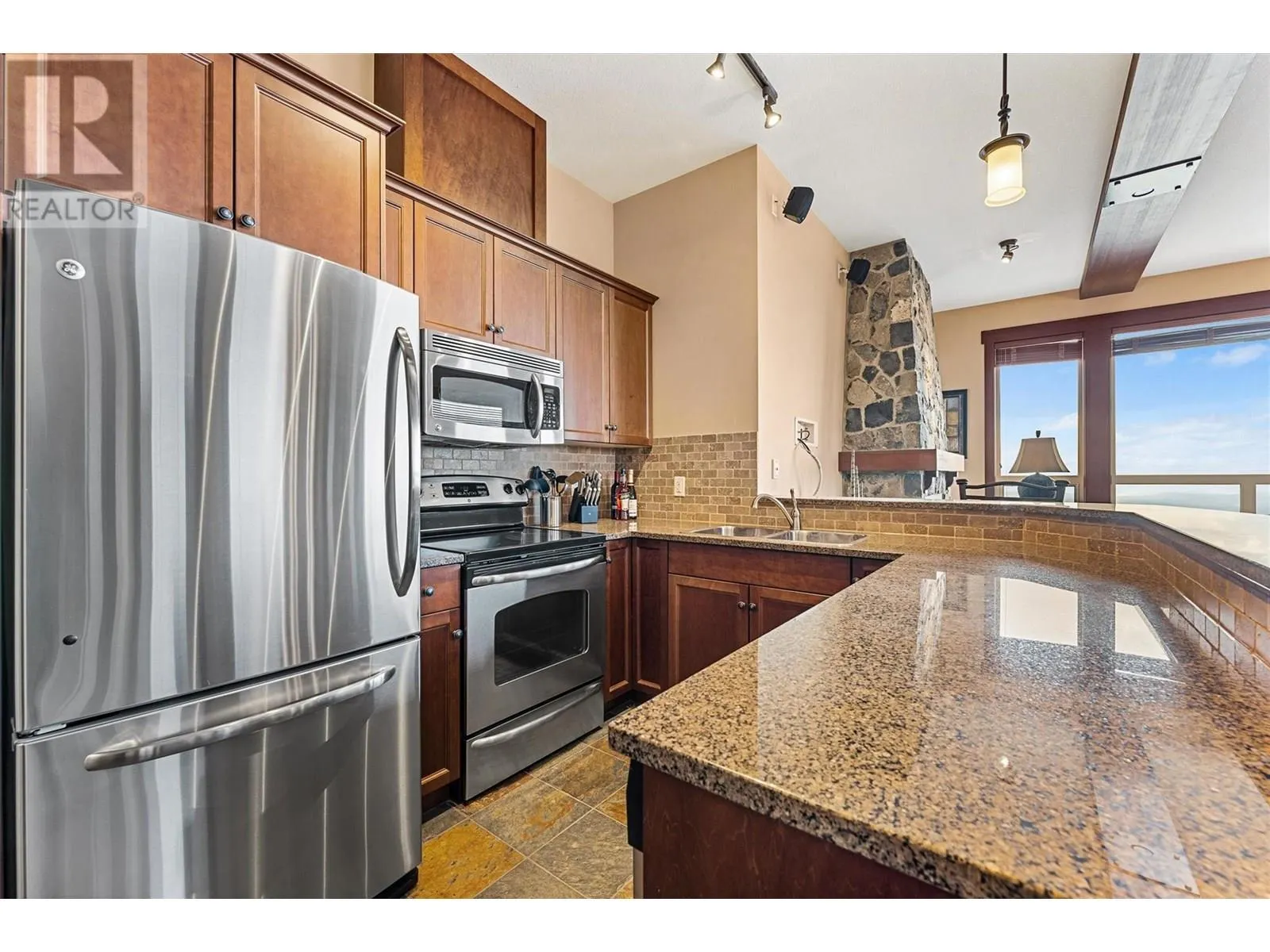 375 Raven Ridge Road Unit# 404