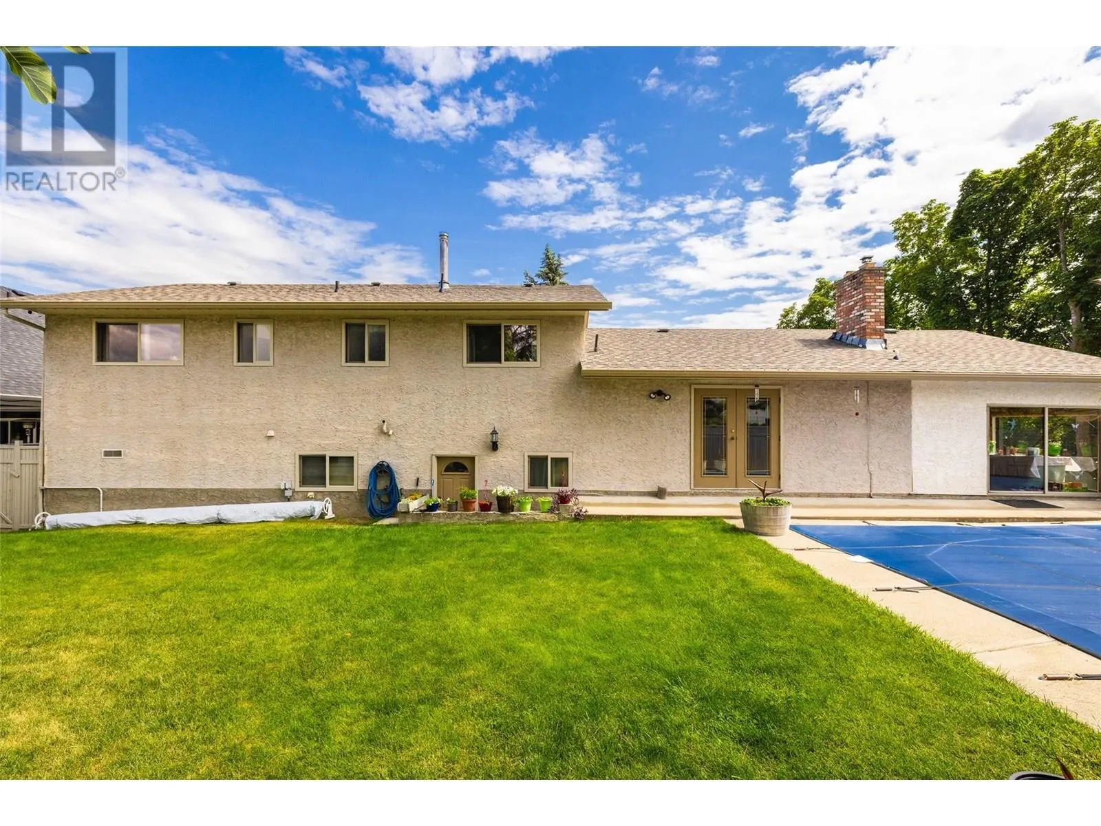 2430 CRESTVIEW Road