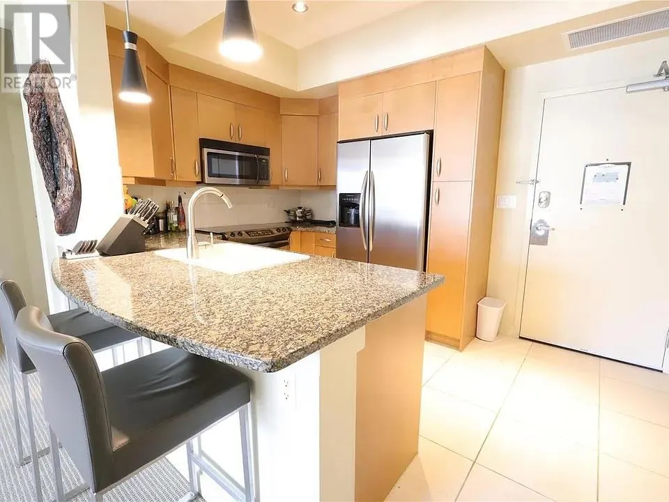 7343 Okanagan Landing Road Unit# 2204