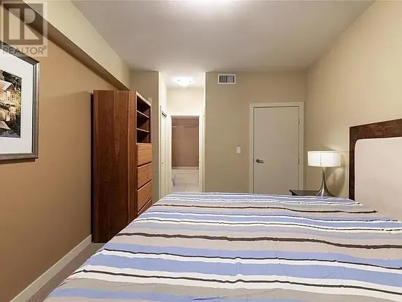 7343 Okanagan Landing Road Unit# 2204