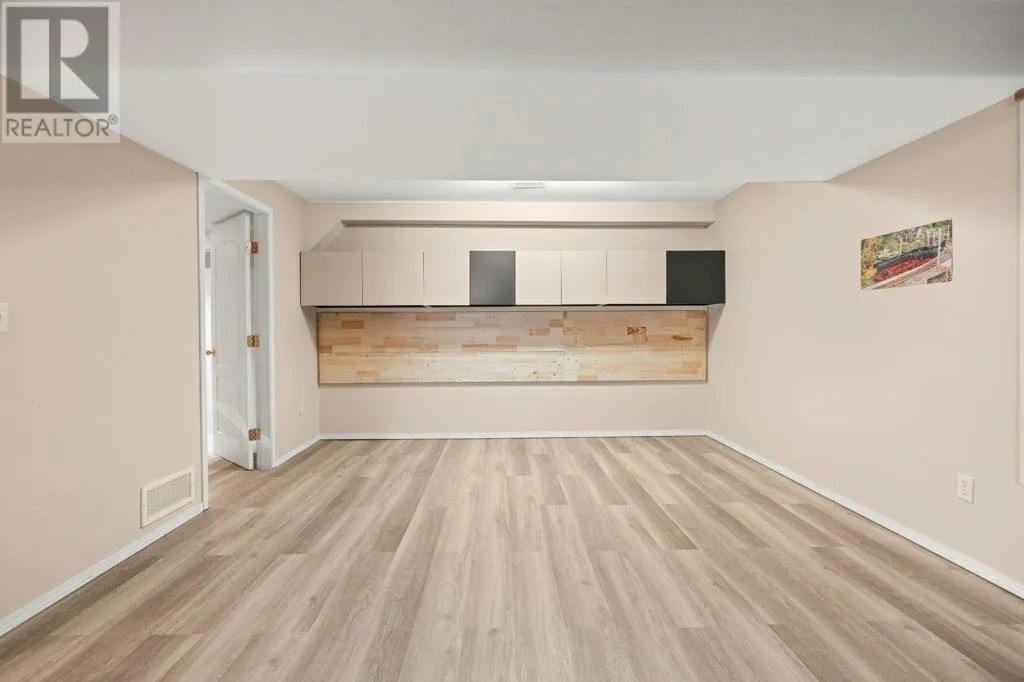 2675 Pine Avenue Unit# 14