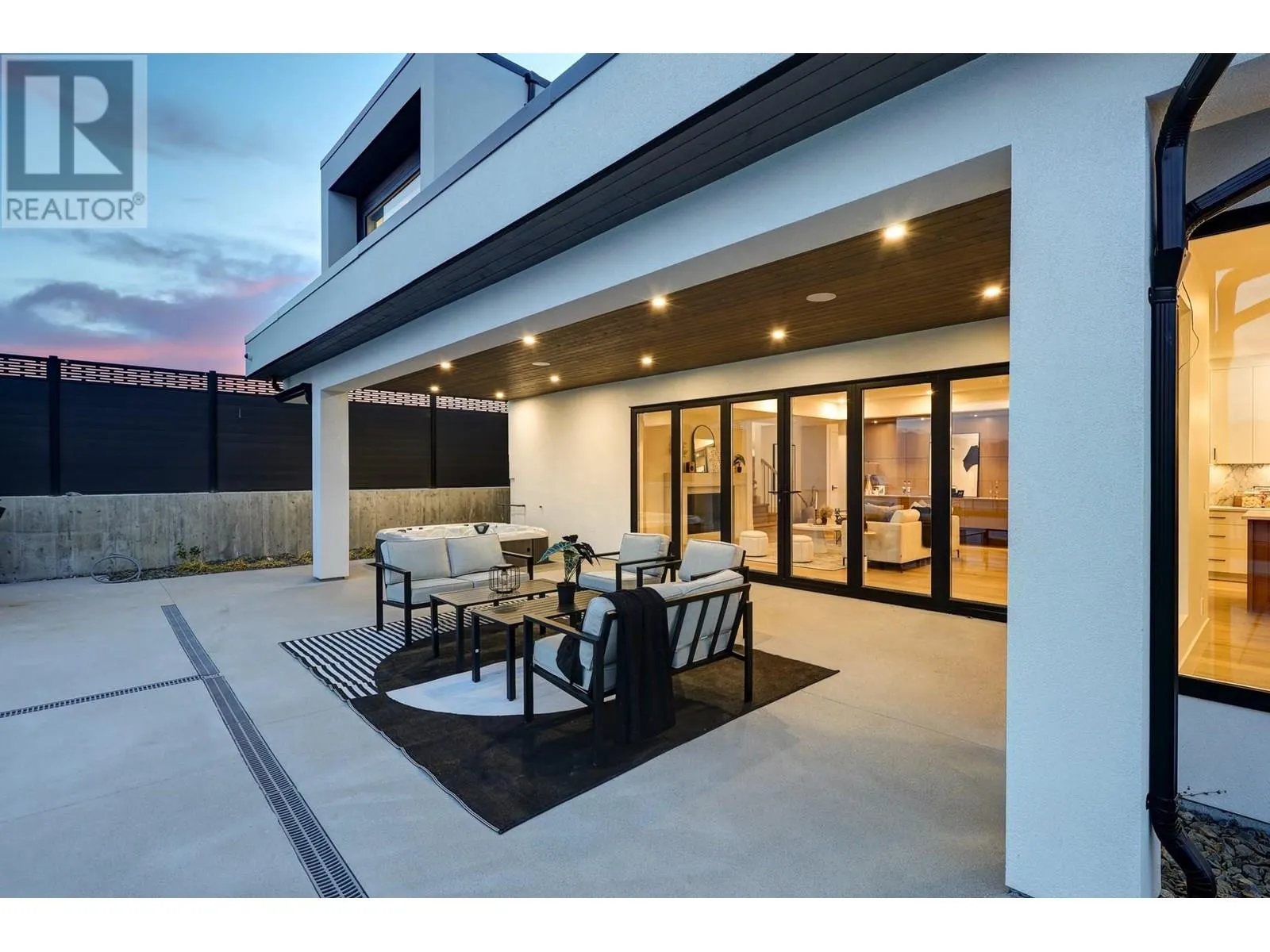 1392 Vineyard Drive