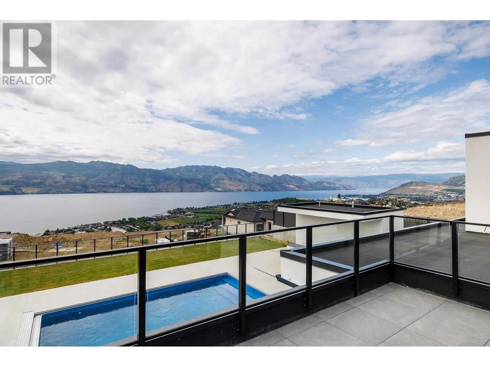 1392 Vineyard Drive