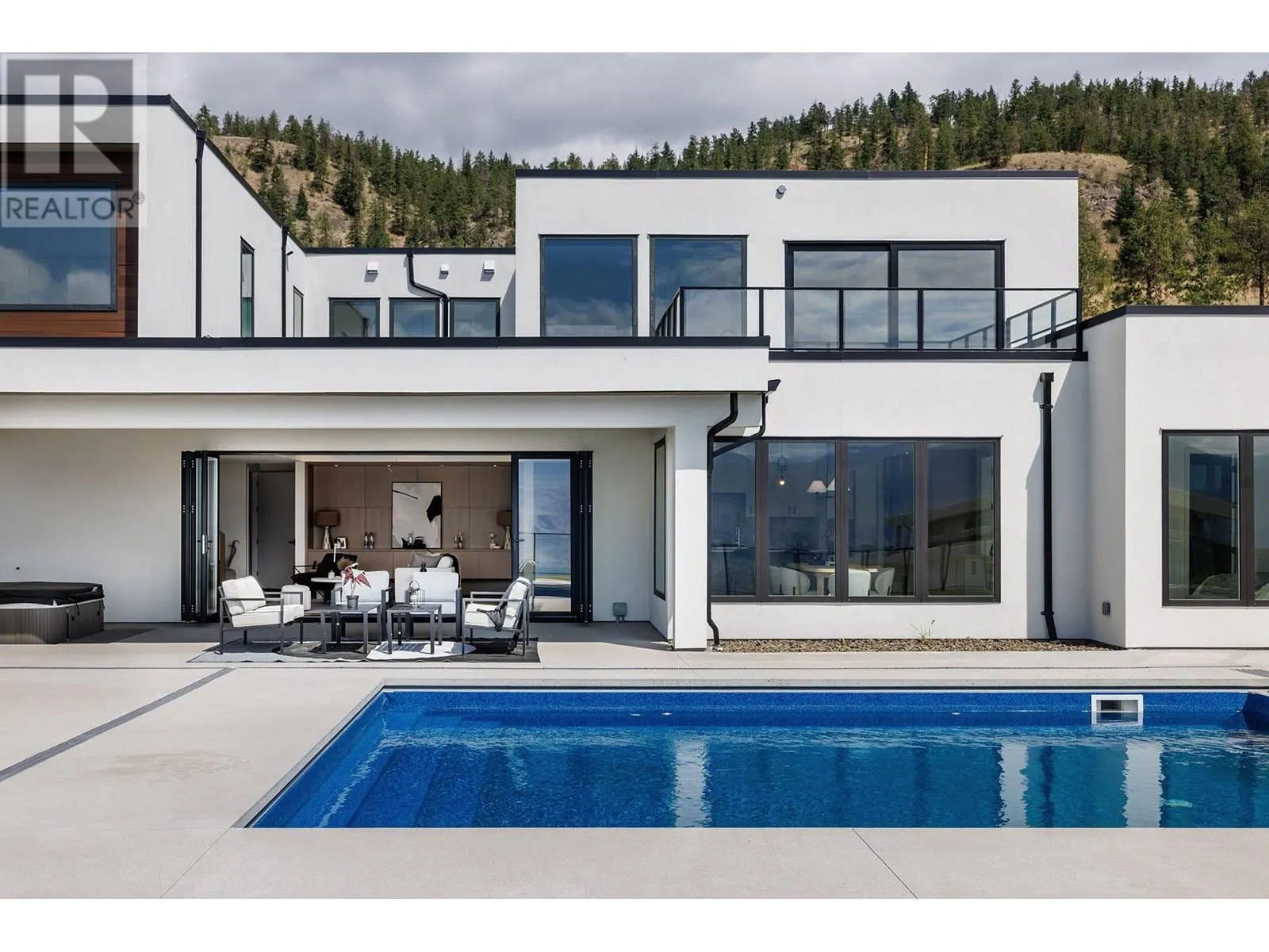1392 Vineyard Drive