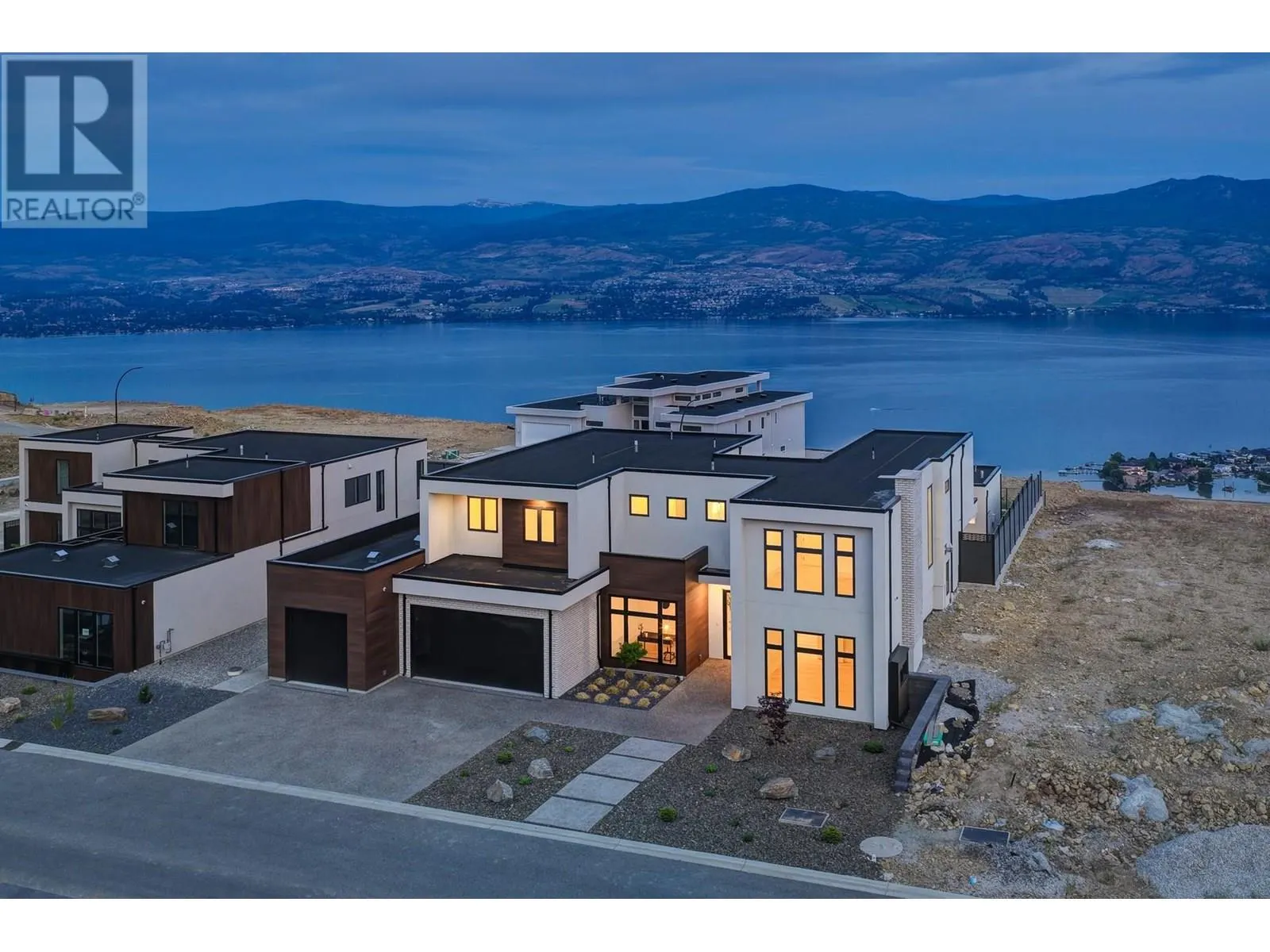 1392 Vineyard Drive
