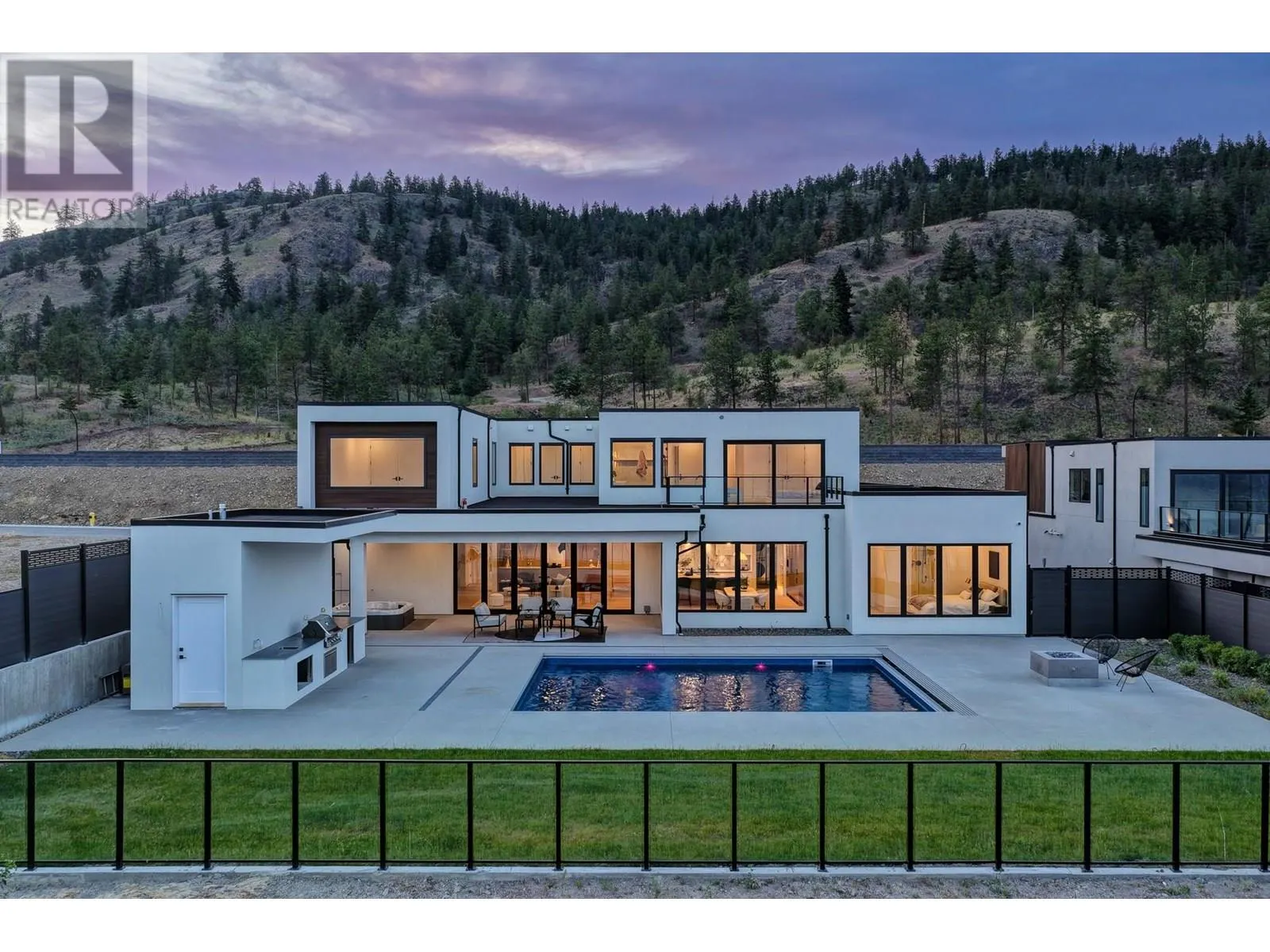 1392 Vineyard Drive