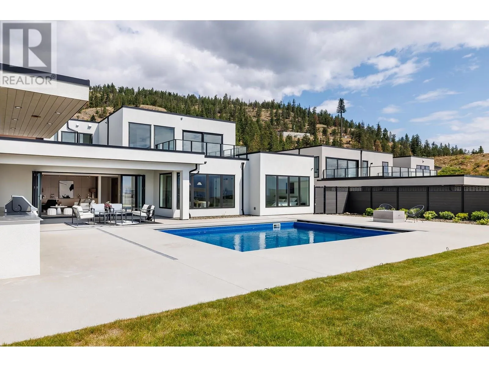 1392 Vineyard Drive