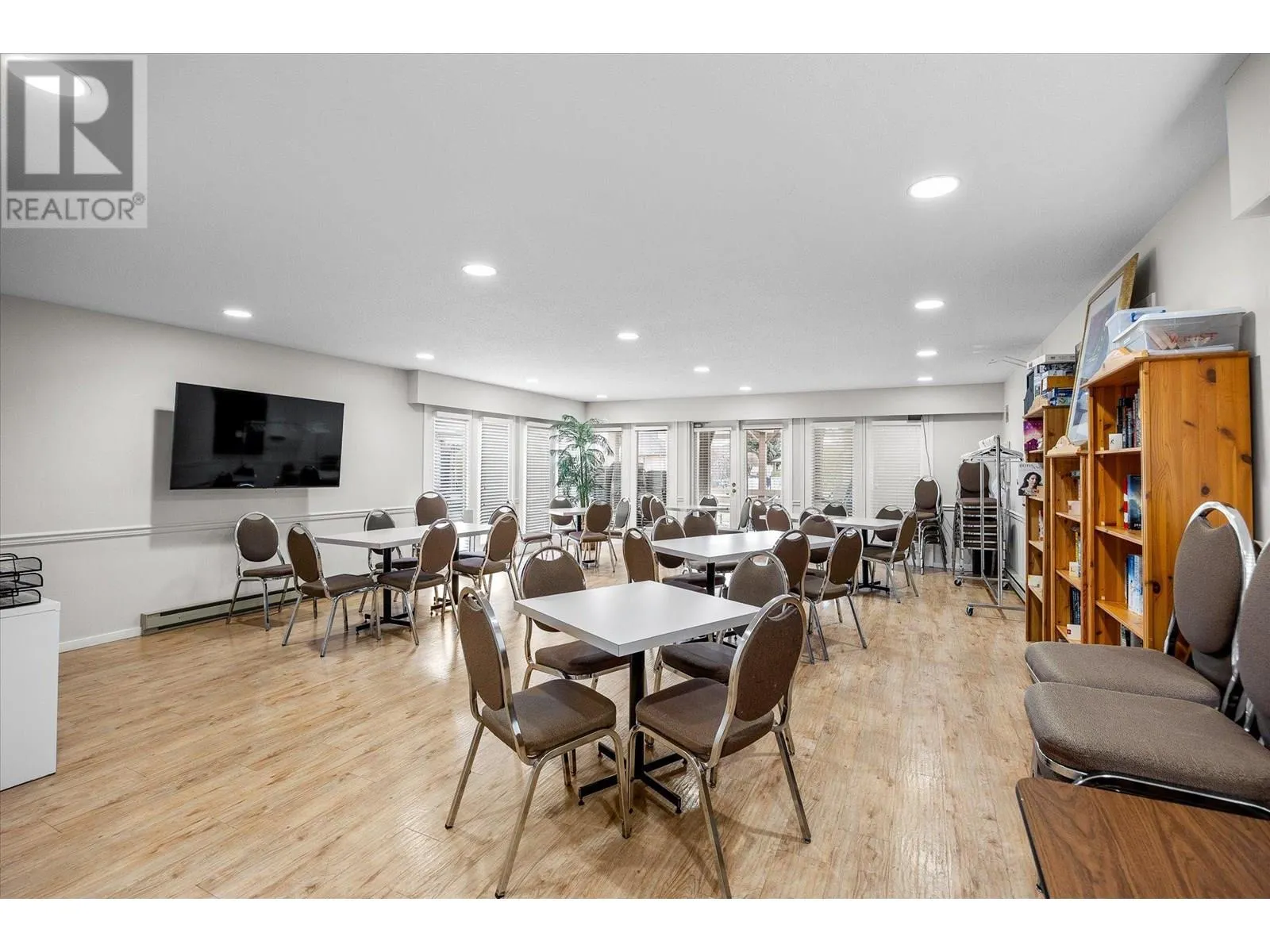 950 Lanfranco Road Unit# 34
