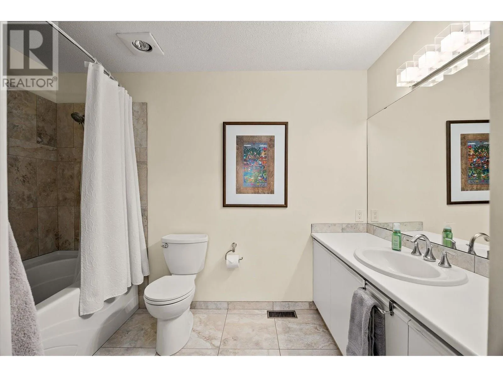 950 Lanfranco Road Unit# 34
