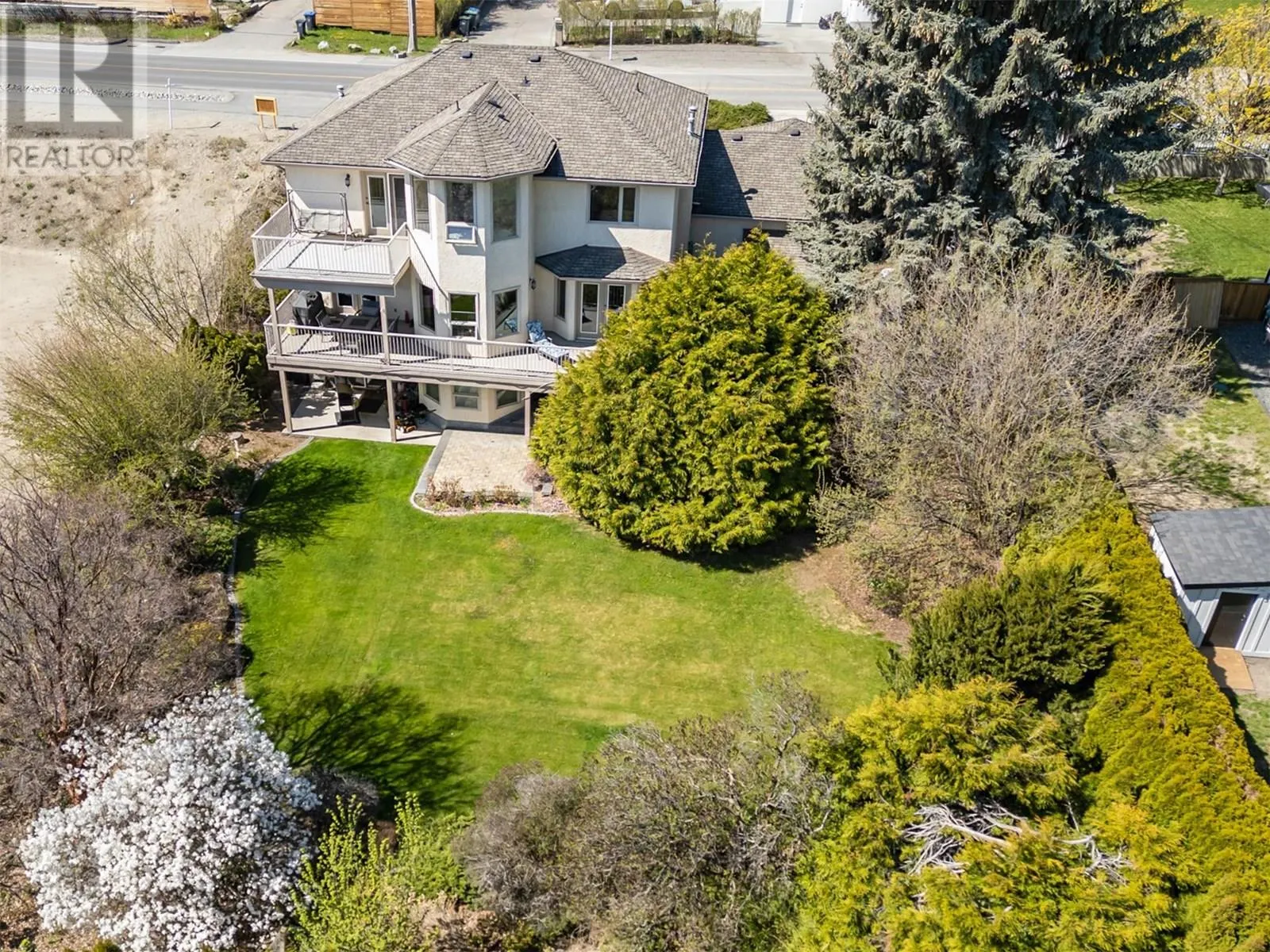 2341 Thacker Drive