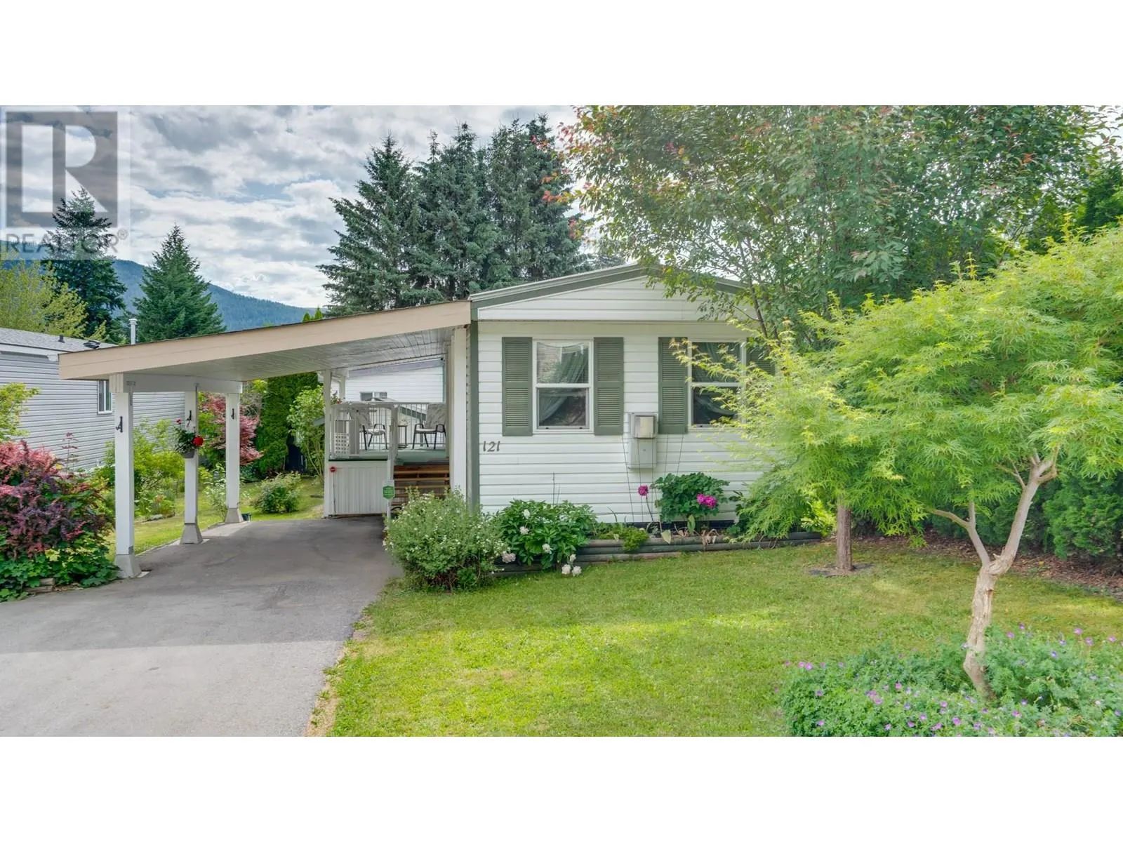 3350 10 Avenue NE Unit# 121