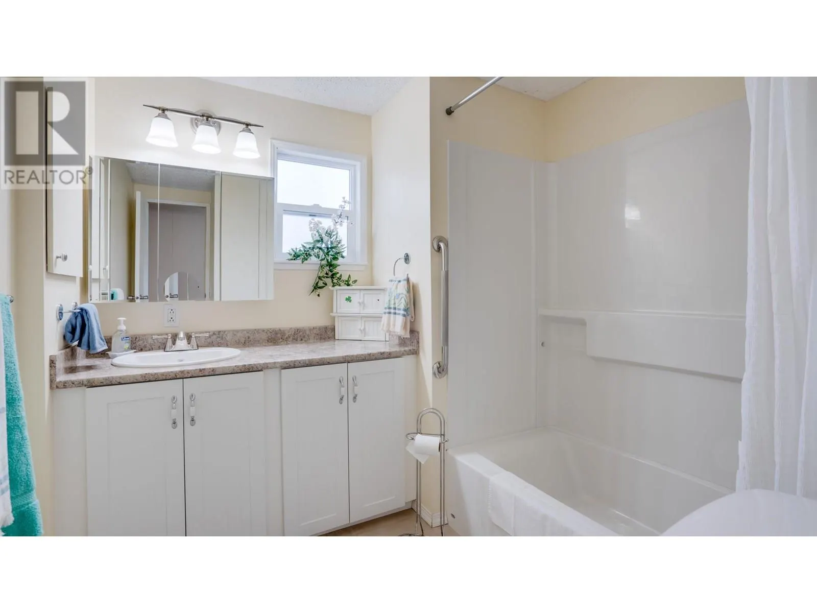 3350 10 Avenue NE Unit# 121