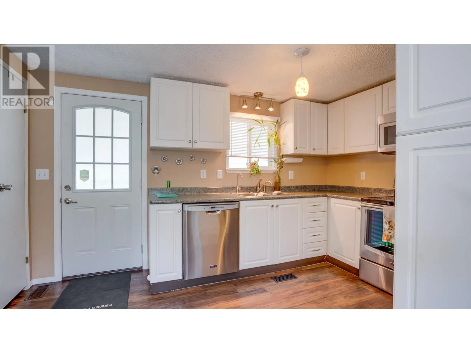 3350 10 Avenue NE Unit# 121