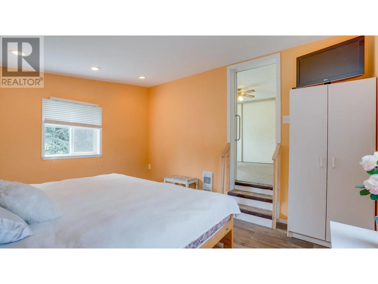 3350 10 Avenue NE Unit# 121