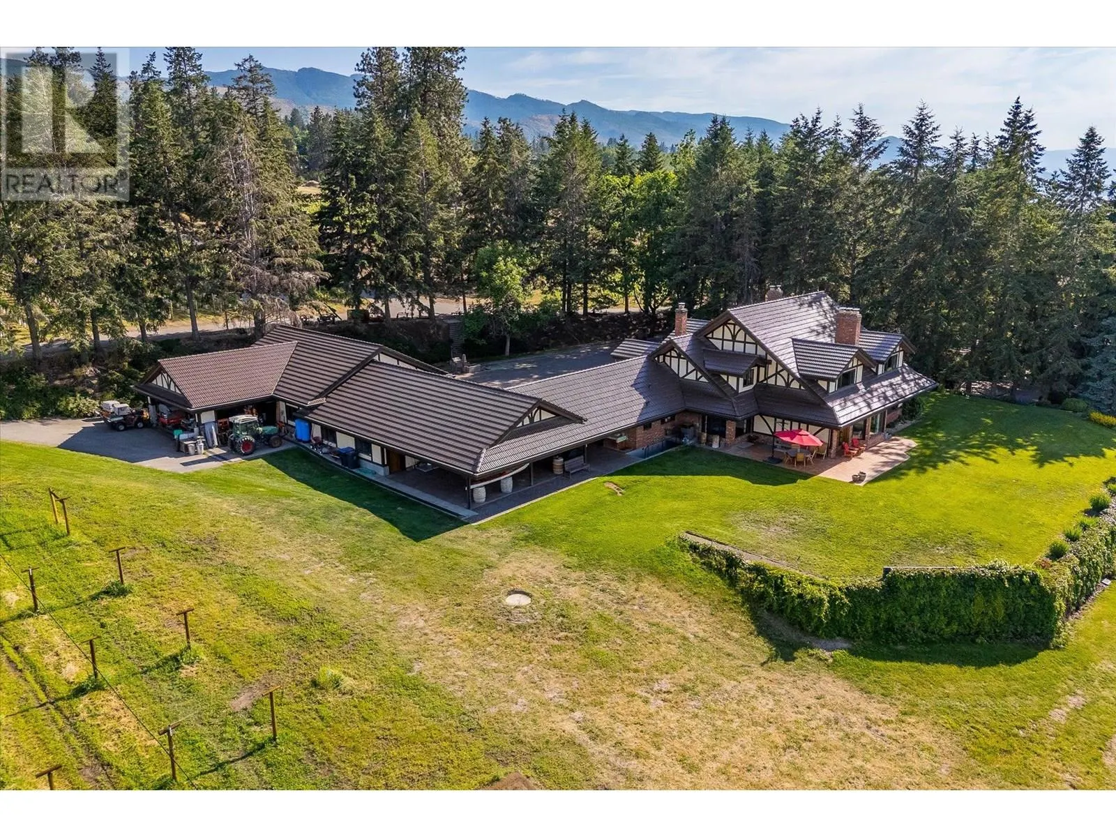 4855 Chute Lake Road