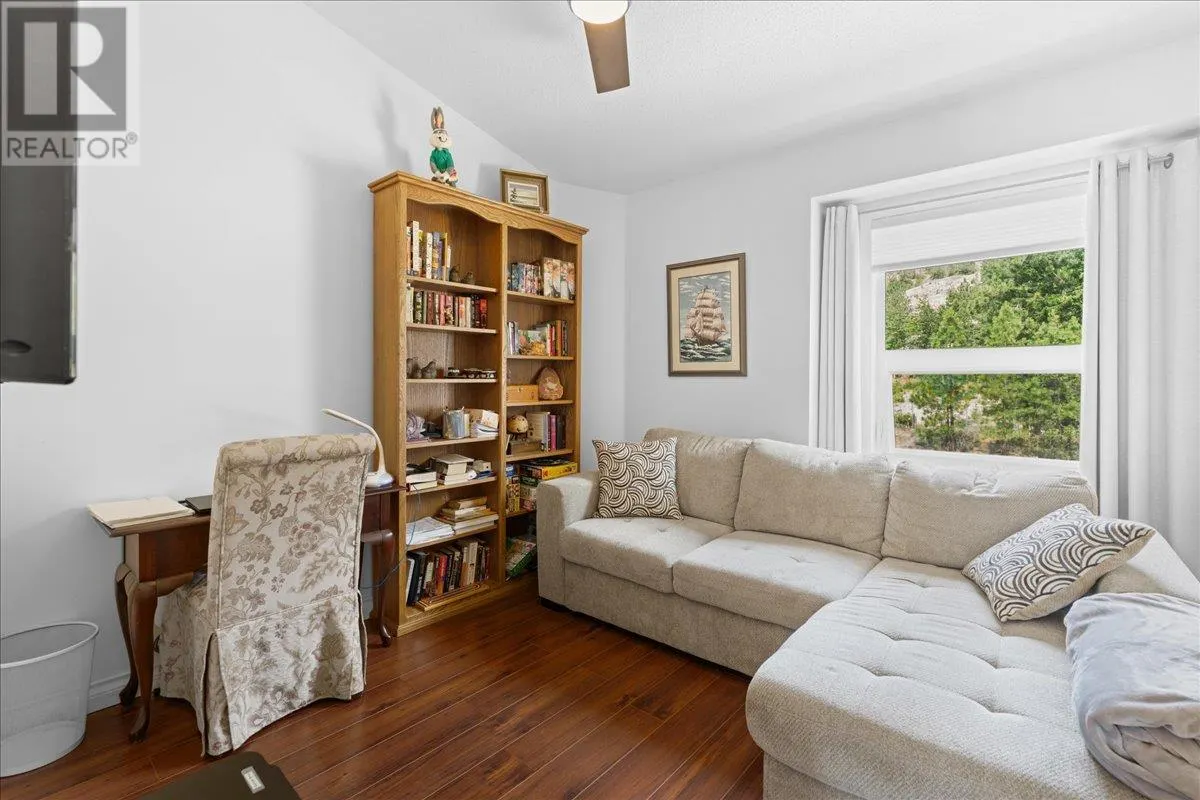 4470 Ponderosa Drive Unit# 201