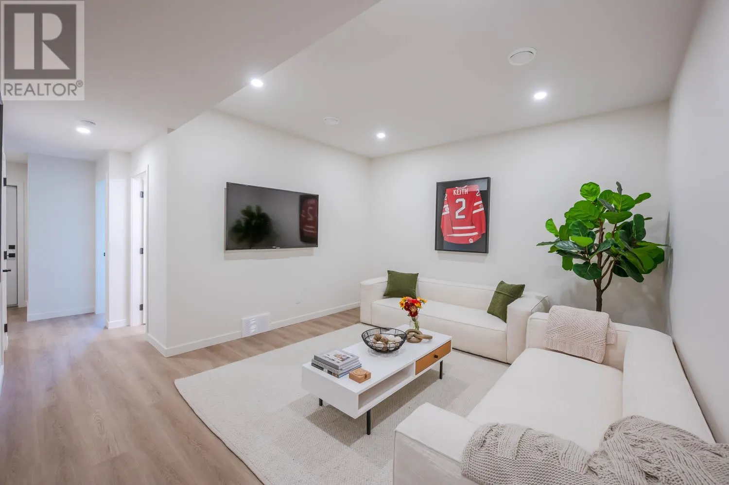 158 DEER Place Unit# 107