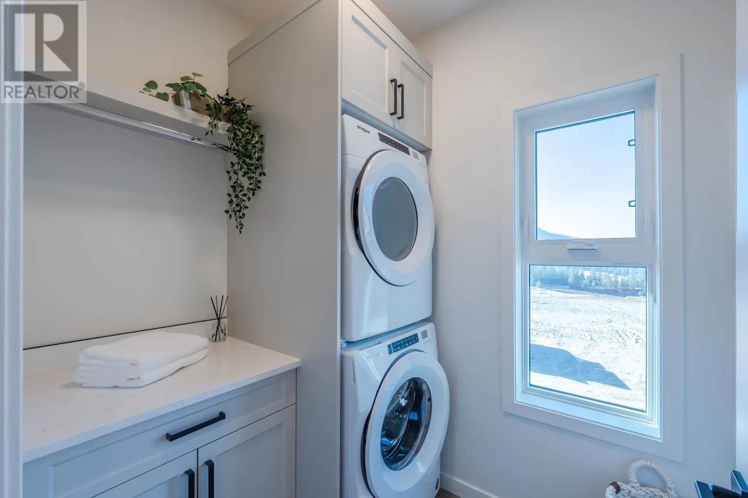158 DEER Place Unit# 107
