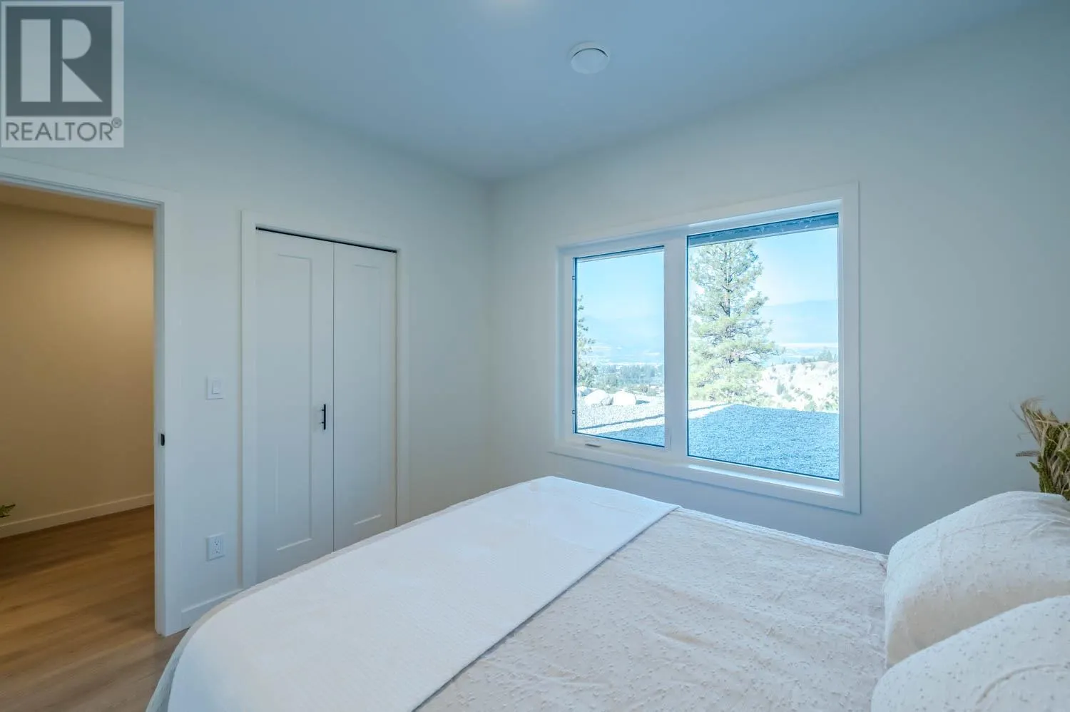 158 DEER Place Unit# 107