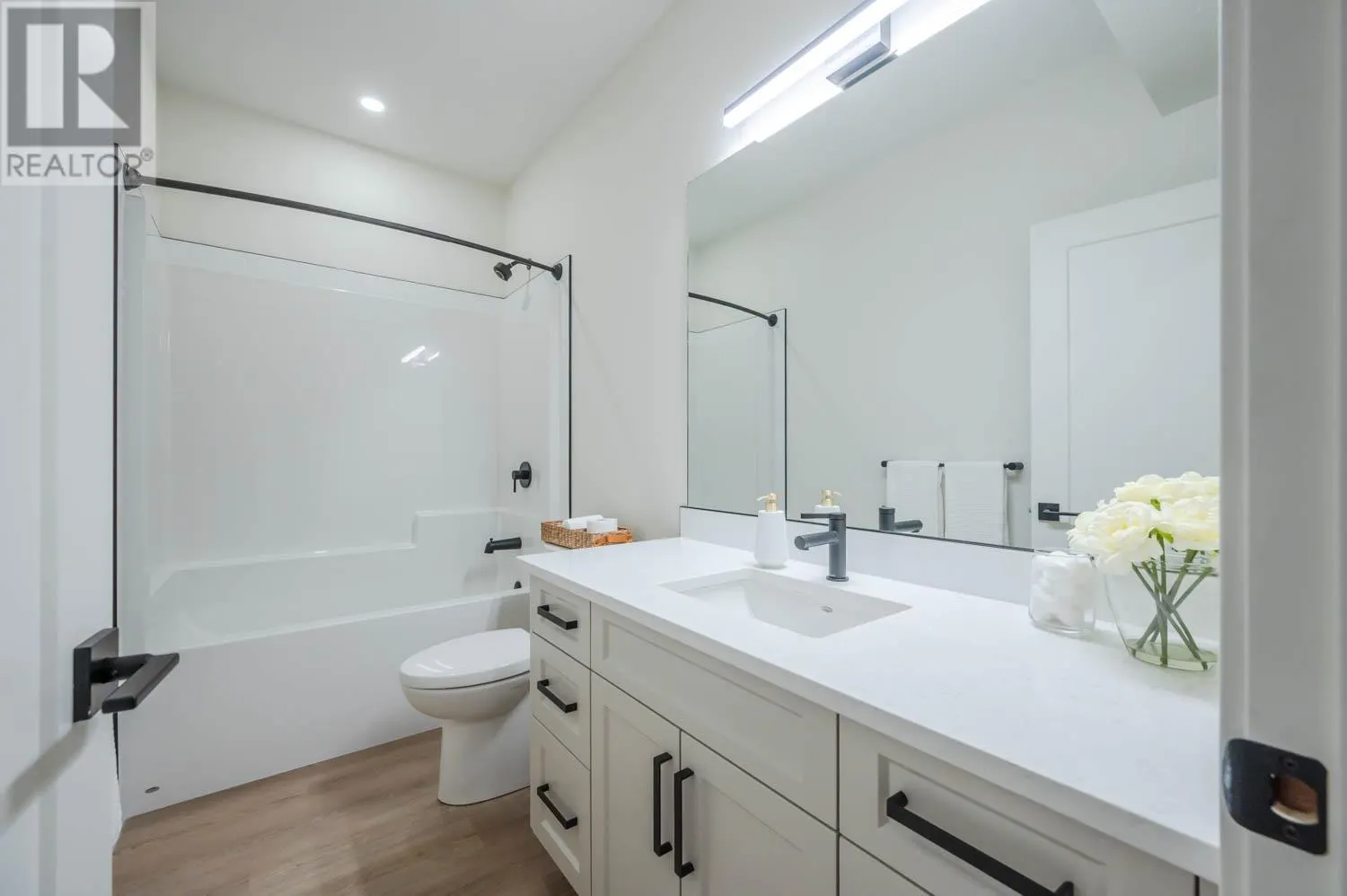158 DEER Place Unit# 107