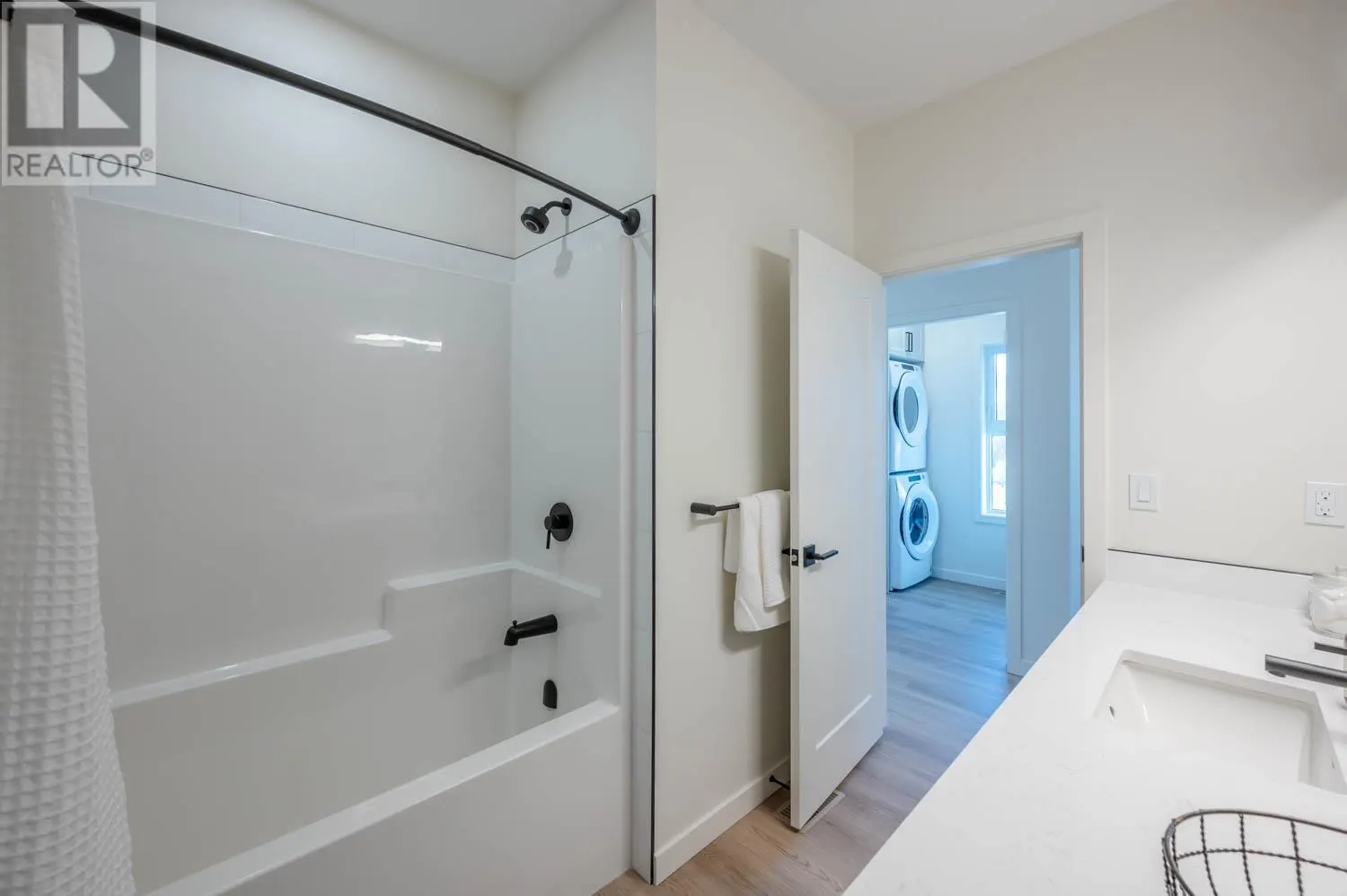 158 DEER Place Unit# 107