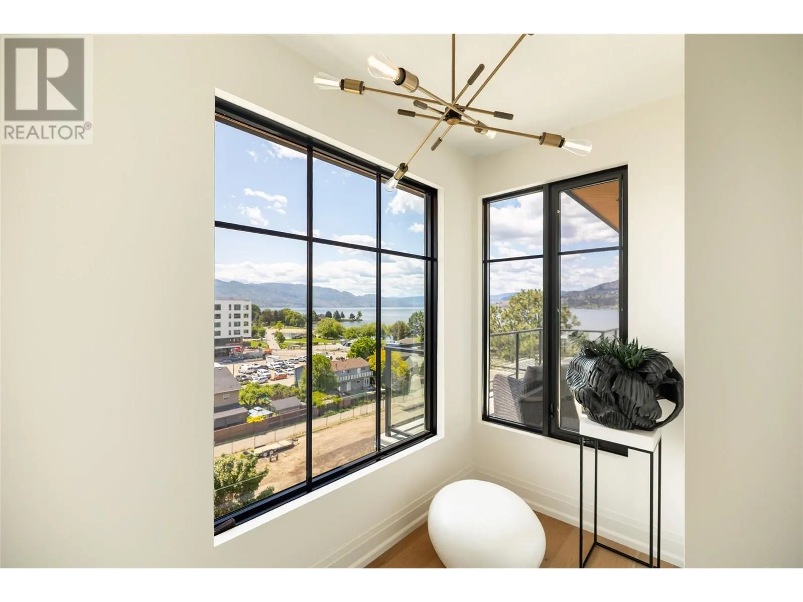 460 Groves Avenue Unit# 601