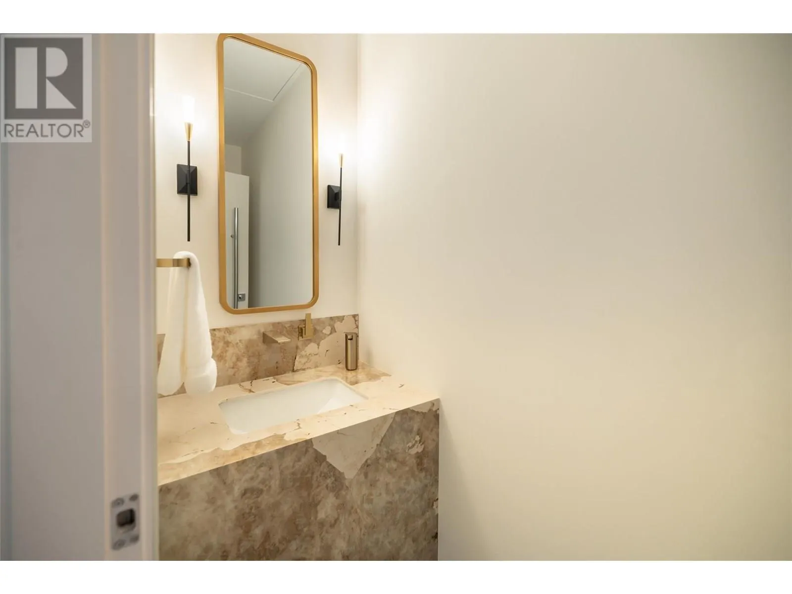 460 Groves Avenue Unit# 601