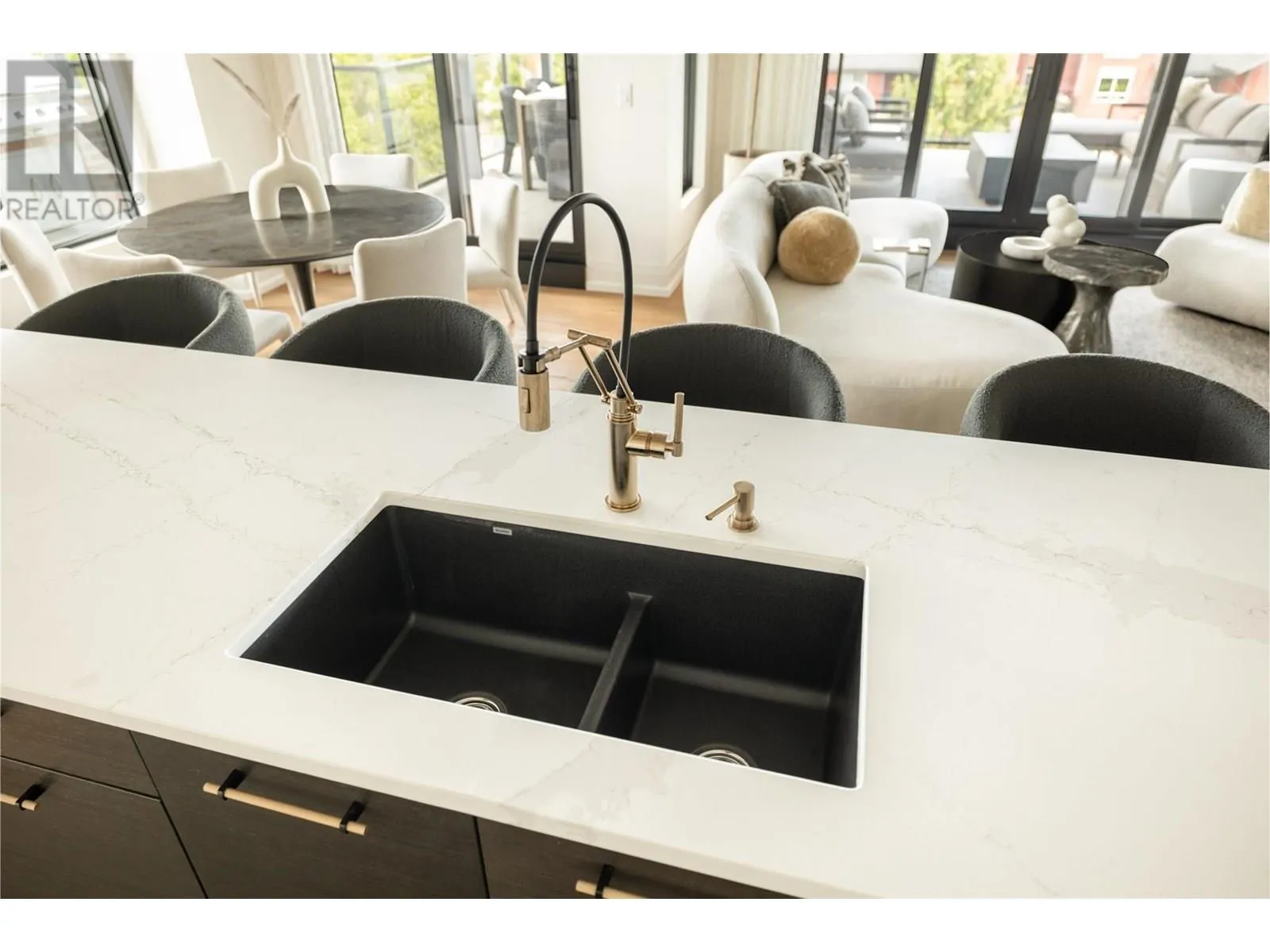 460 Groves Avenue Unit# 601