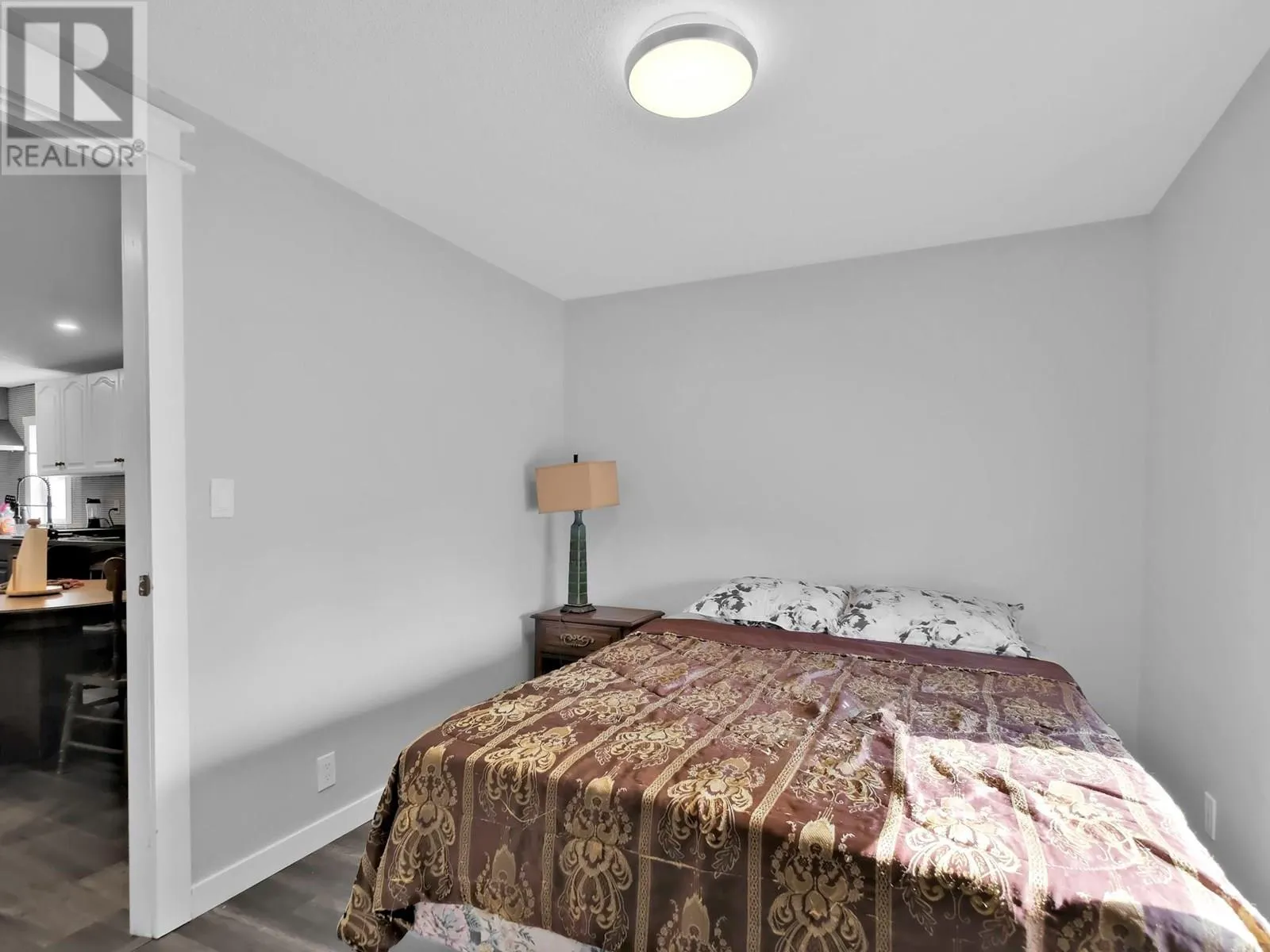 3381 Village Green Way Unit# 33