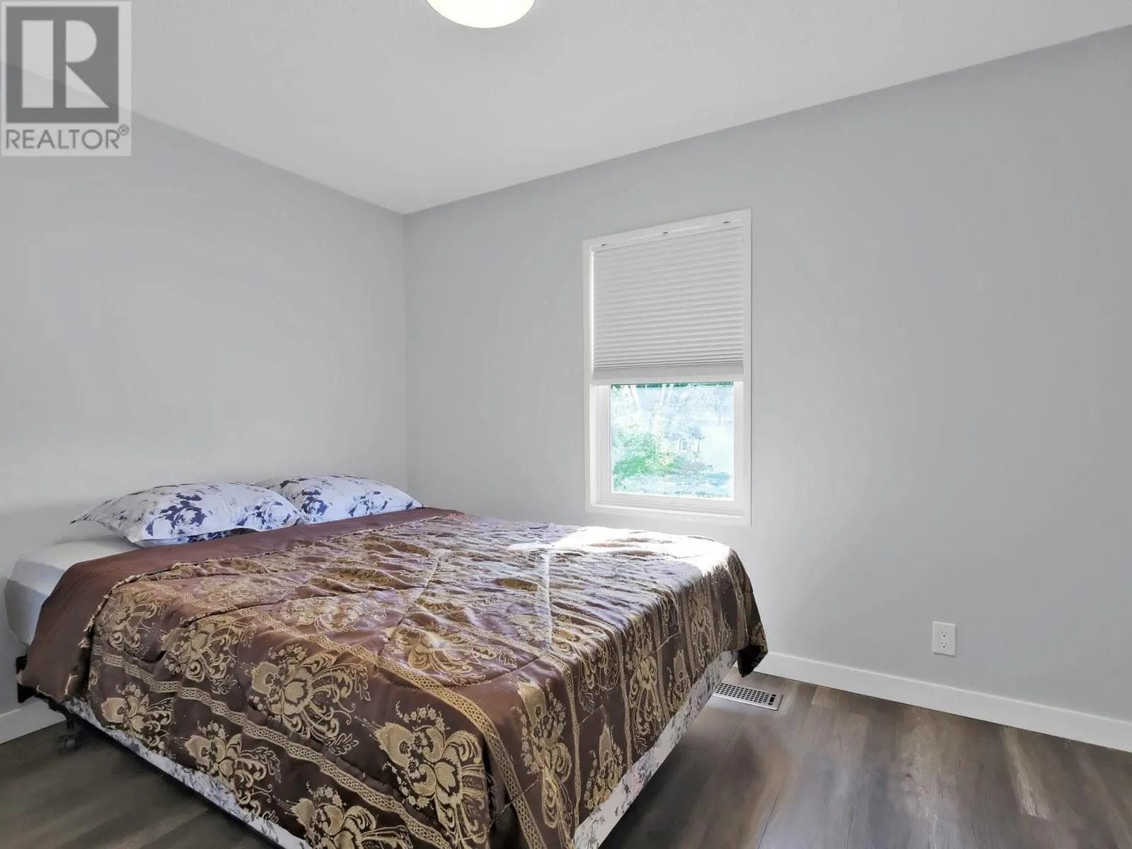 3381 Village Green Way Unit# 33