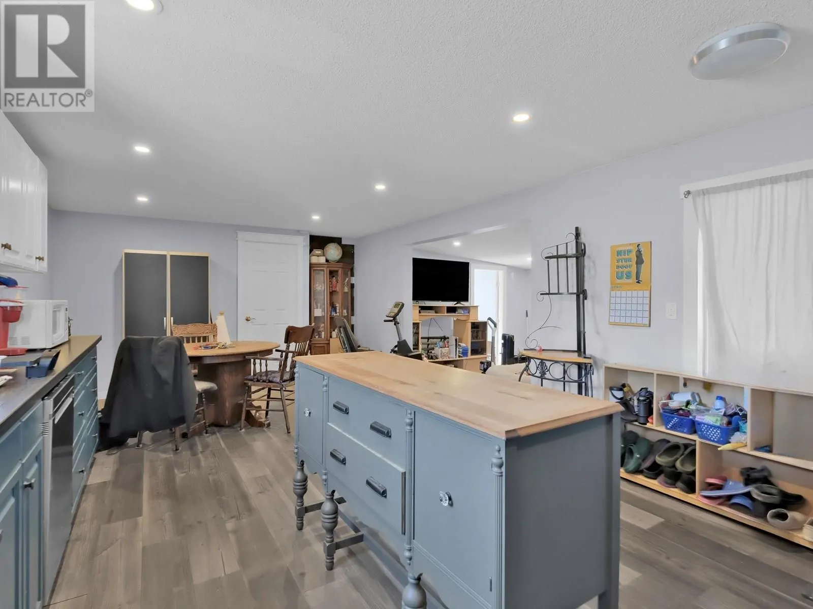 3381 Village Green Way Unit# 33
