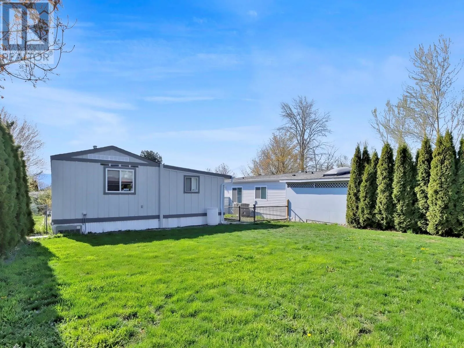 3381 Village Green Way Unit# 33