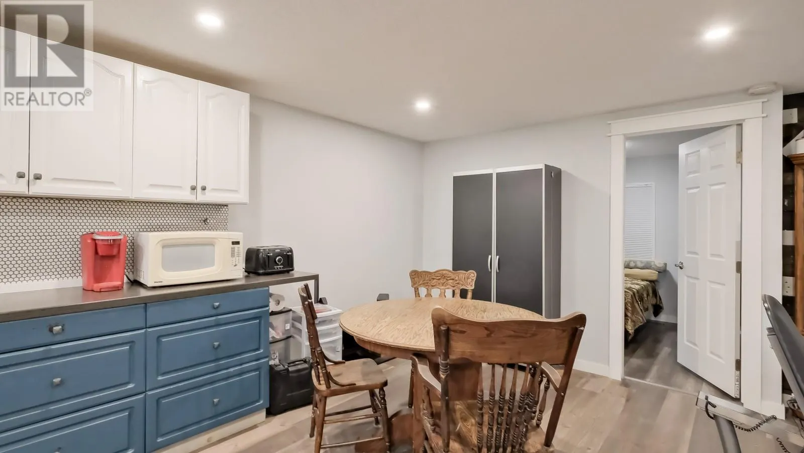 3381 Village Green Way Unit# 33