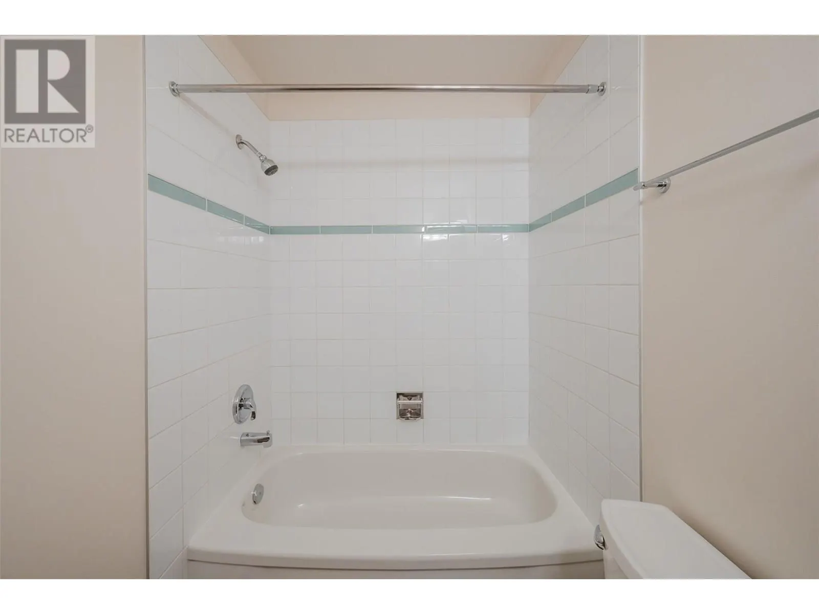 5050 13th Avenue Unit# 4