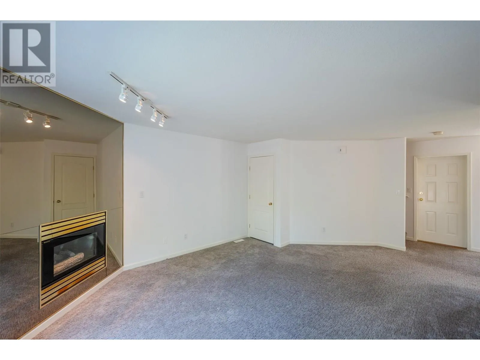 5050 13th Avenue Unit# 4