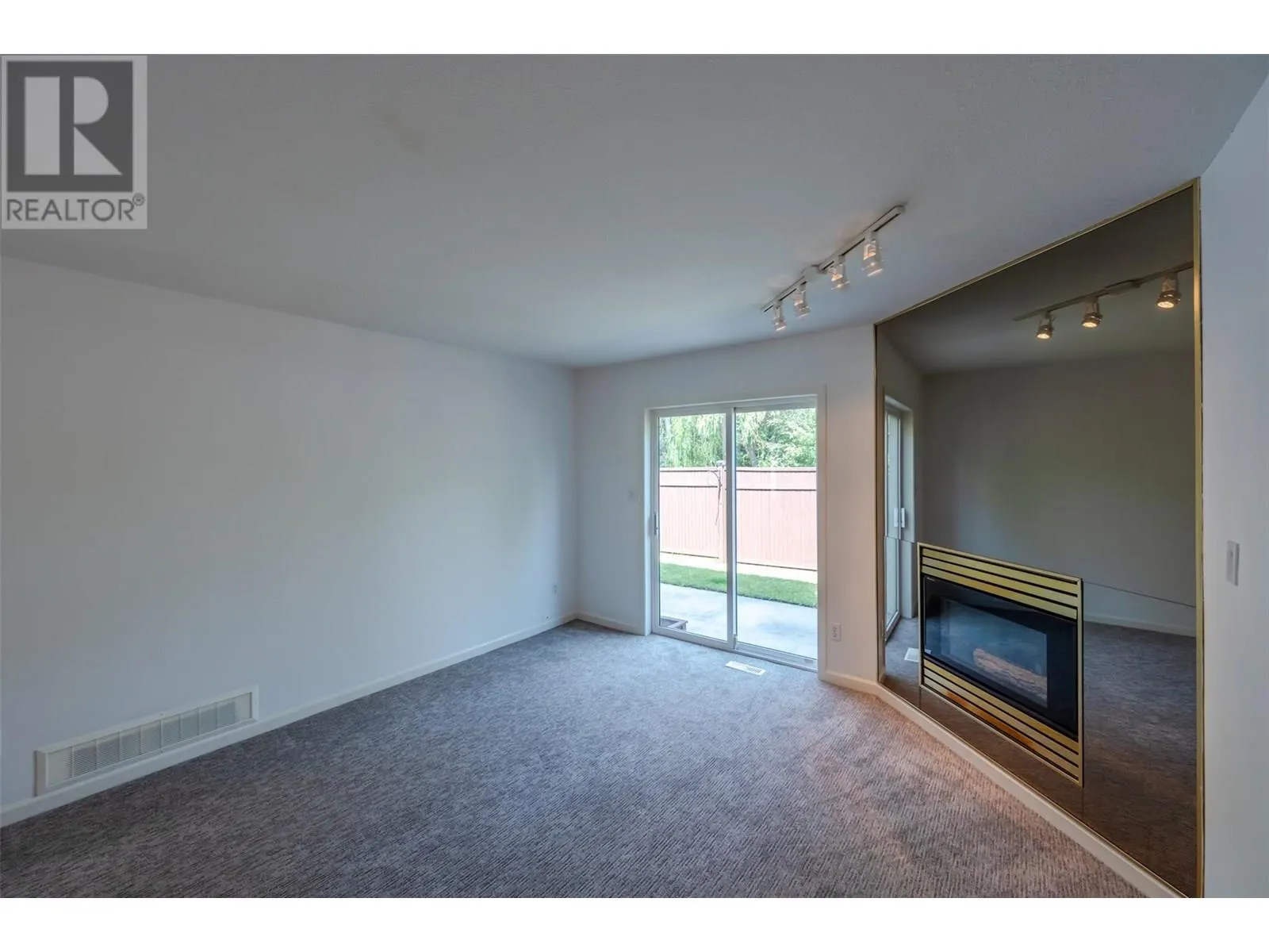 5050 13th Avenue Unit# 4